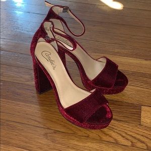 Platform strap sandals